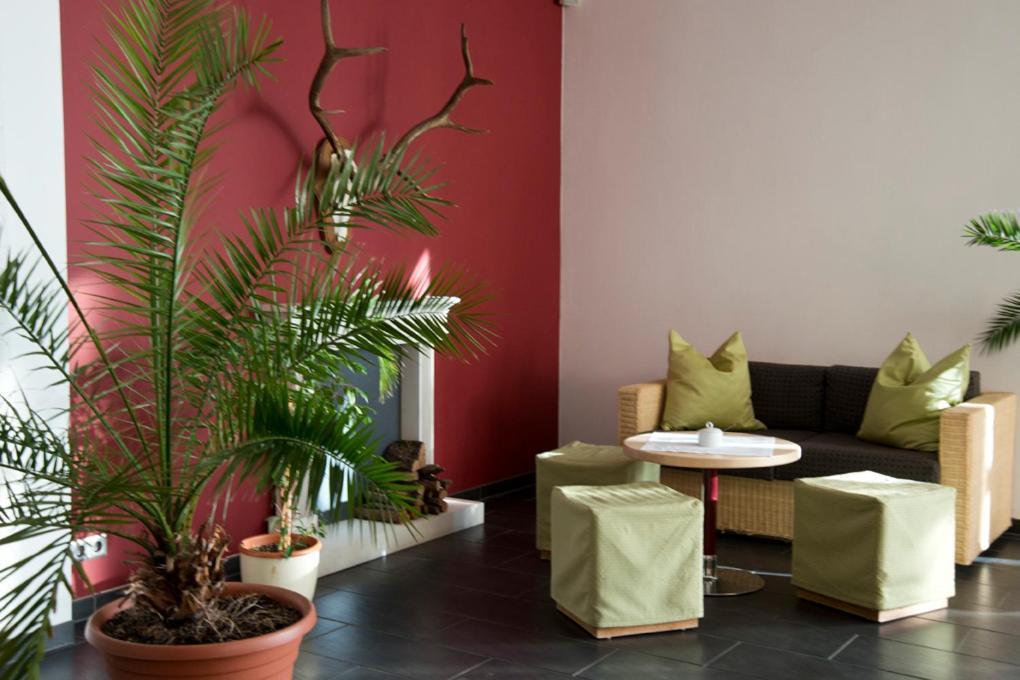 Hotel Berlin - Greenline Hotel Zossen Buitenkant foto